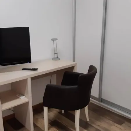 Cozy In The Center Of - Living Room, Bedroom And Bathroom 公寓 贝尔格莱德