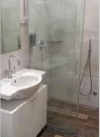 Cozy In The Center Of - Living Room, Bedroom And Bathroom