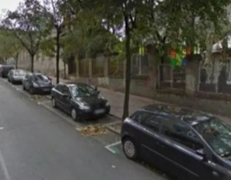 Cozy In The Center Of - Living Room, Bedroom And Bathroom *